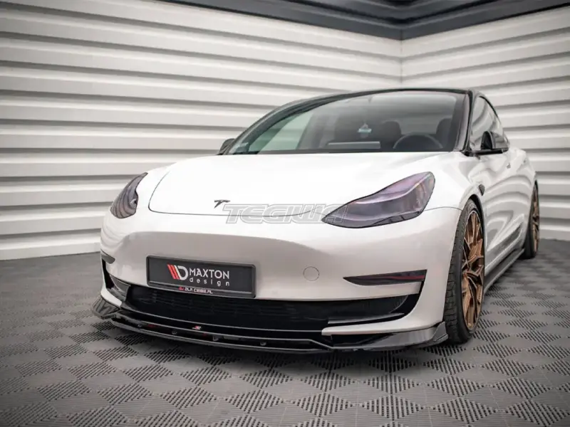 Maxton Design Front Splitter V.3 Tesla Model 3 2017- - Image 2