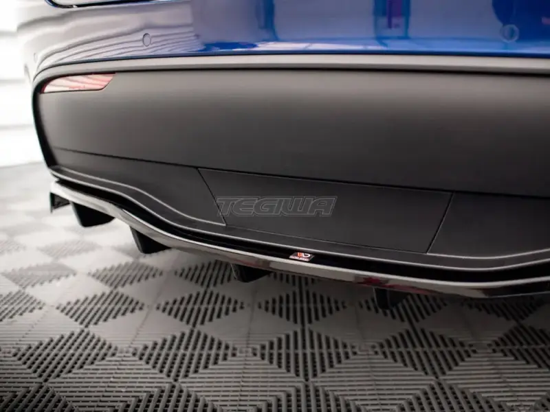 Maxton Design Central Rear Splitter Vertical Bars Tesla Model Y - Image 5