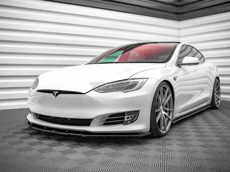 Maxton Design Front Splitter V.1 Tesla Model S Facelift 2016- - Image 2