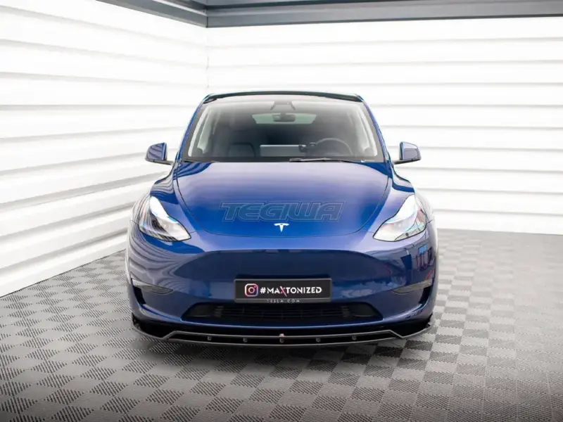 Maxton Design Front Splitter V.2 Tesla Model Y - Image 3